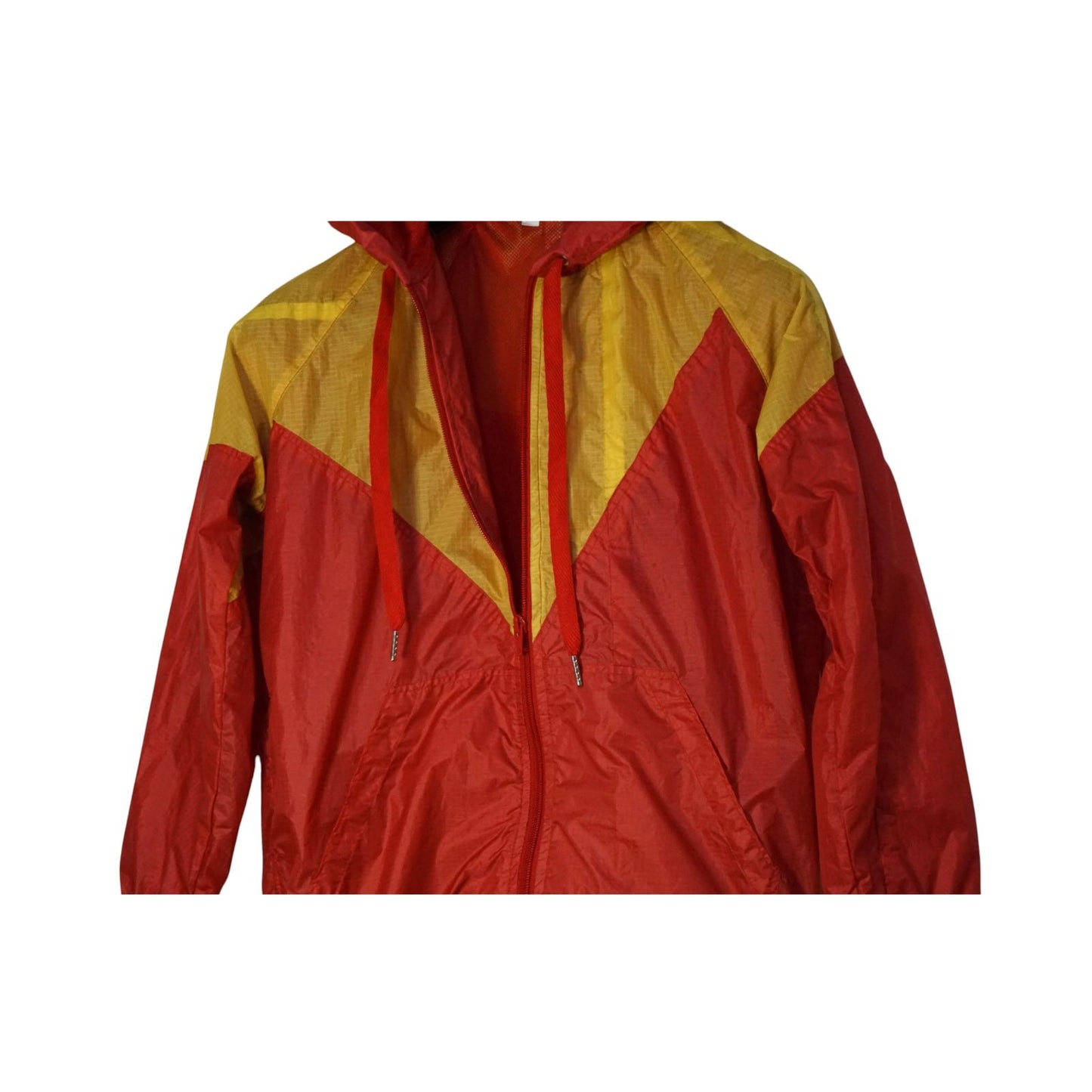 Cortaviento kids Rojo Triangulo Amarillo